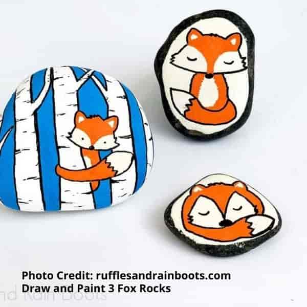 Completed paintings of three foxes on rocks Learn how to paint 3 different fox rocks